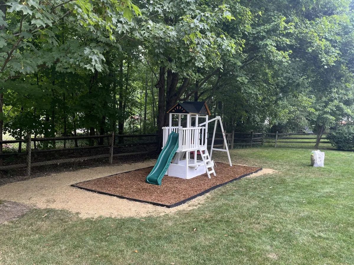 Swing set with fresh play surface